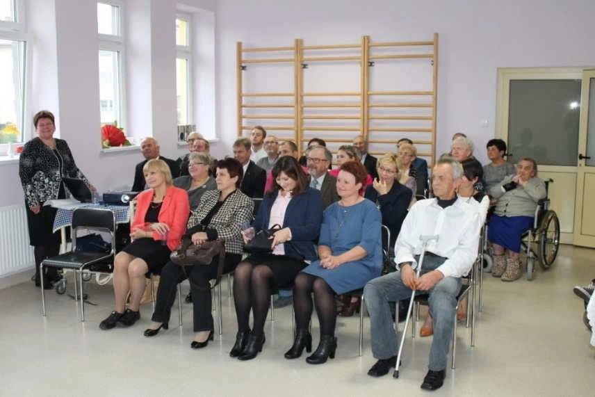 uroczystość otwarcia nowej windy